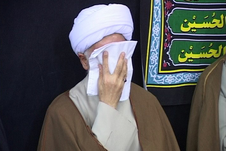 عکس گریه آیت الله جوادی آملی عزا امام حسین