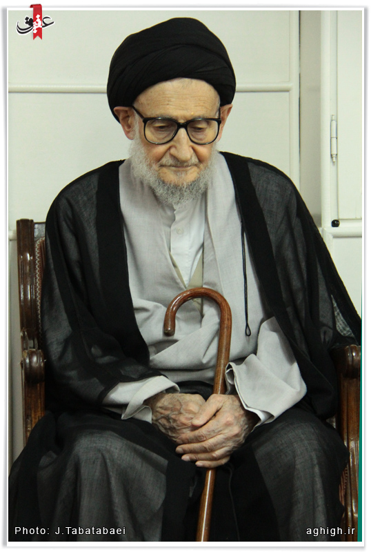 روضه خانگی آیت الله ضیاءآبادی با سخنرانی حجت الاسلام محسن الهی و مداحی حاج محسن اعتمادیان