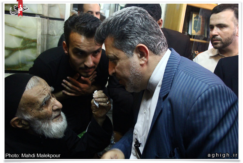 حضور حاج محسن طاهری در مراسم ترحیم دکتر محمد رضا آهی