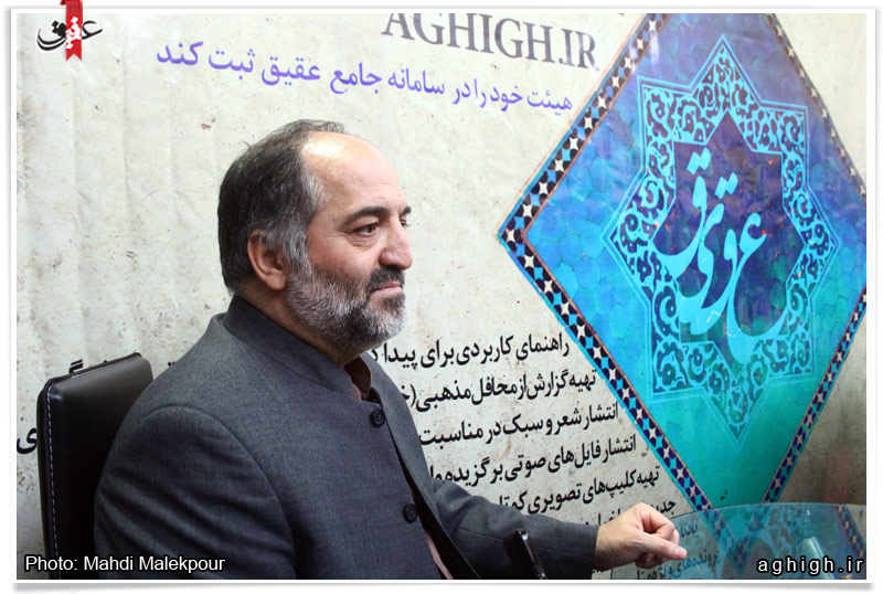 کربلایی نریمان پناهی میهمان غرفه 