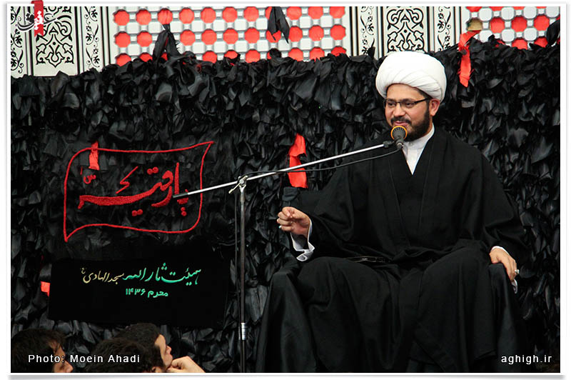 محرم 93 مداحی حاج محمود کریمی در مسجد الهادی