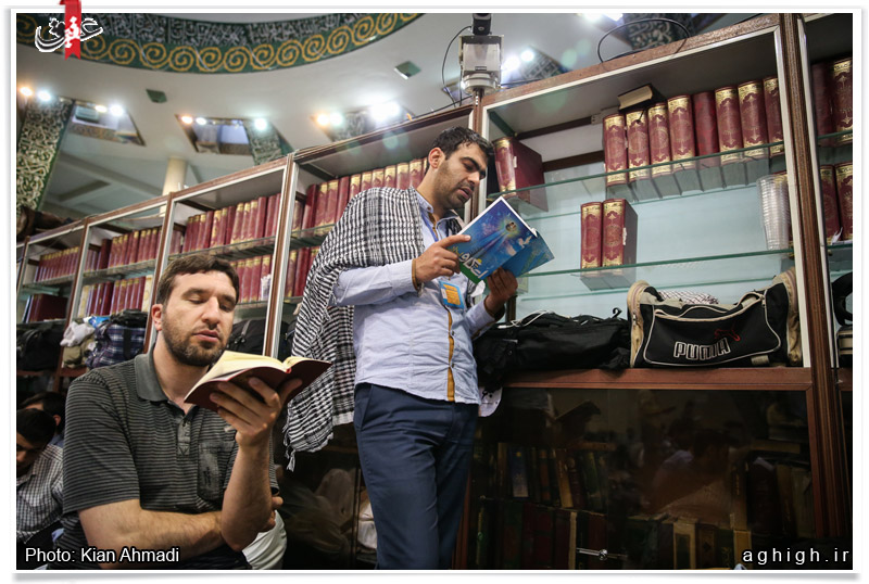 مراسم دعای ام داوود در مسجد دانشگاه تهران