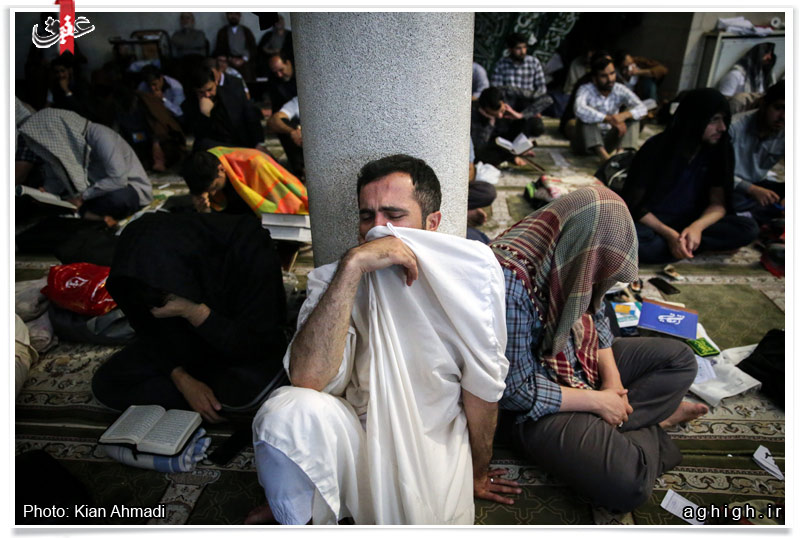 مراسم دعای ام داوود در مسجد دانشگاه تهران