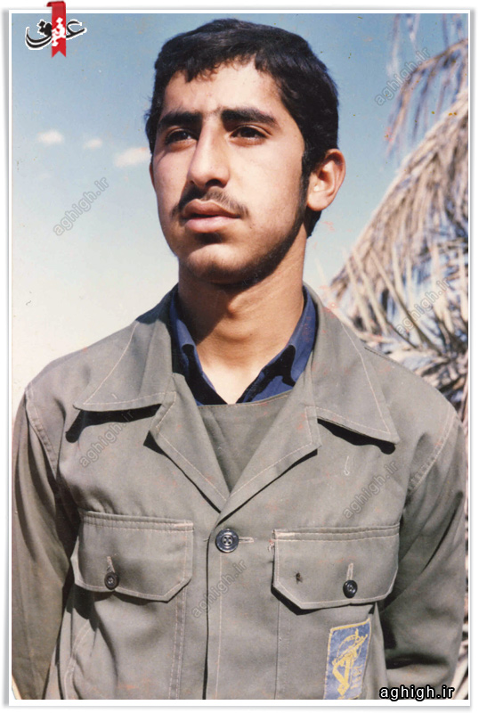 حاج محمد رضا طاهری در لباس فرم سپاه