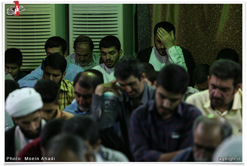 مناجات خوانی ماه رمضان در مسجد الشهدا