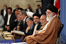 دیدار شرکت‌کنندگان در مسابقات بین‌المللی قرآن با رهبر معظم انقلاب