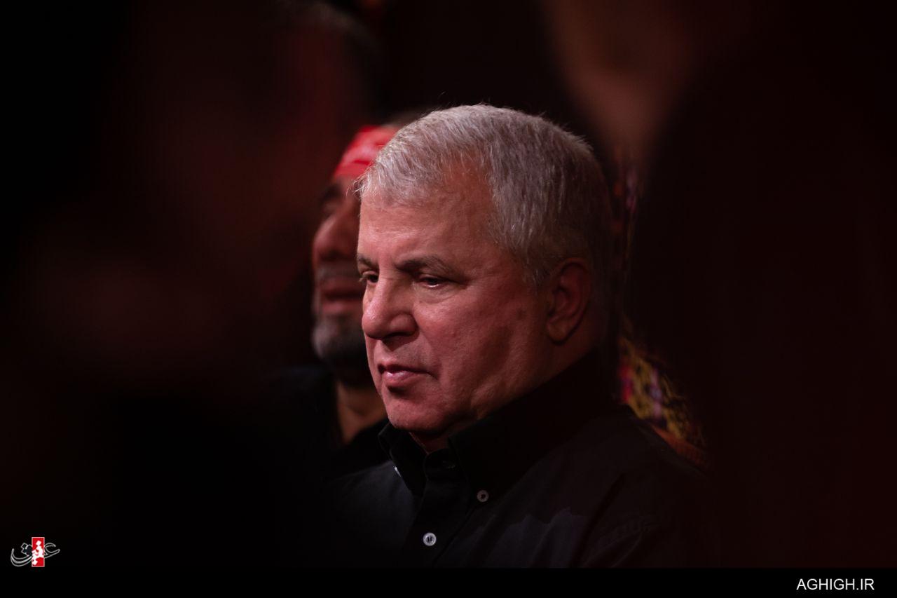 حضور مربی معروف فوتبال در هیئت مکتب الزهرا(س) حضور مربی معروف فوتبال در هیئت مکتب الزهرا(س)