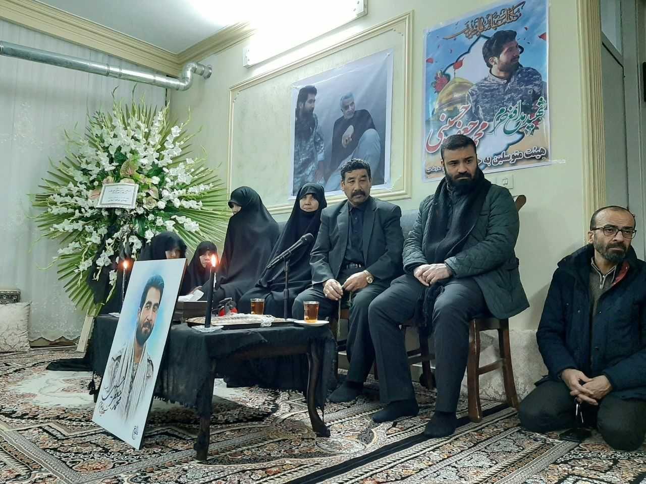 حضور هلالی در بیت شهید مدافع+عکس