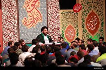 شب هشتم ماه رمضان در هیئت فدائیان حسین(ع) اصفهان