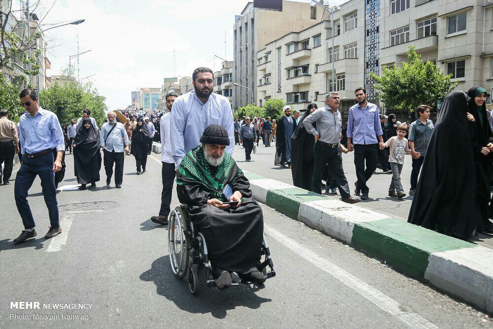 تصویری از حضور آیت الله جاودان در راهپیمایی روز قدس