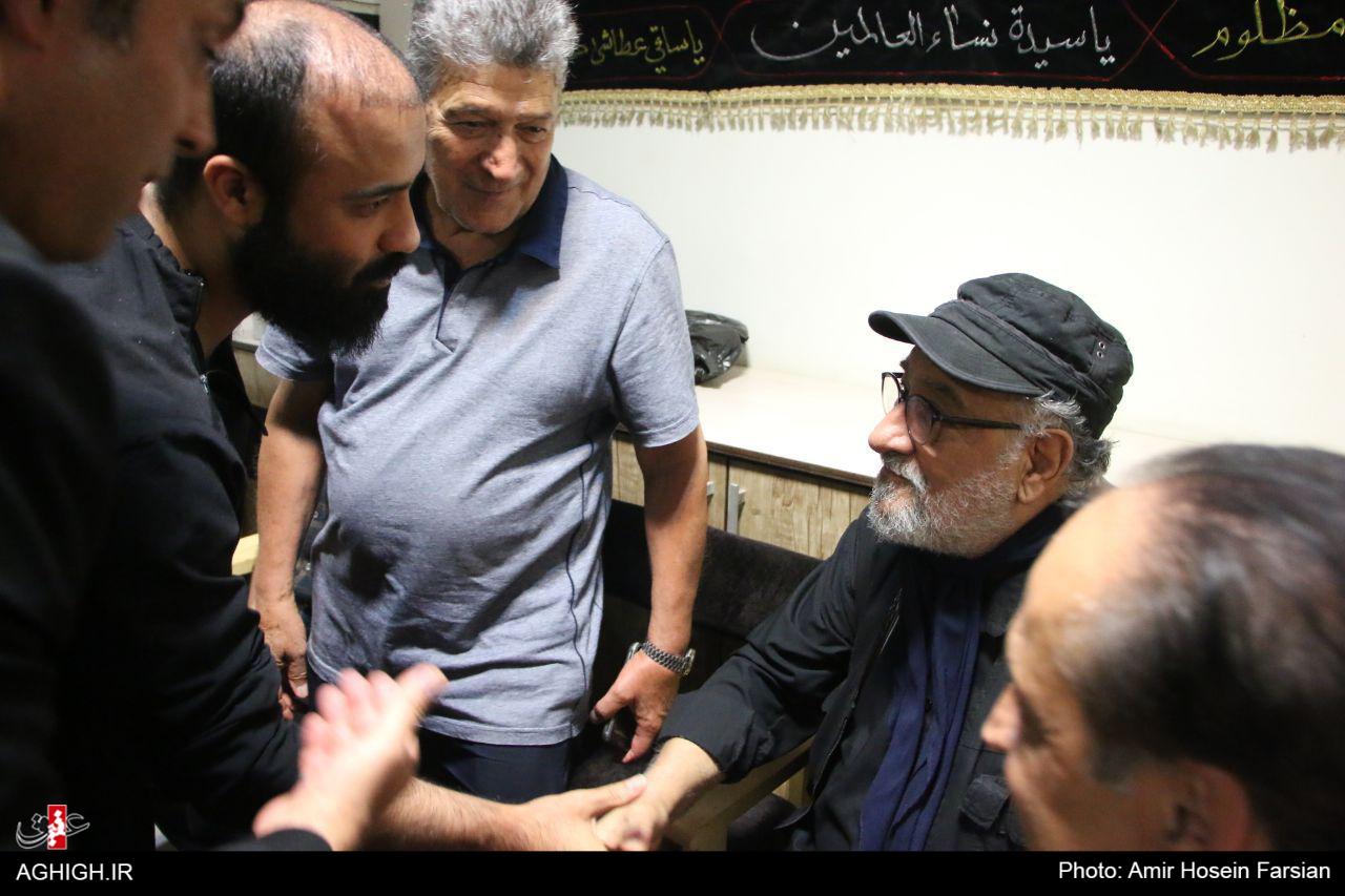 احوالپرسی مداح و بازیگر معروف در هیئت