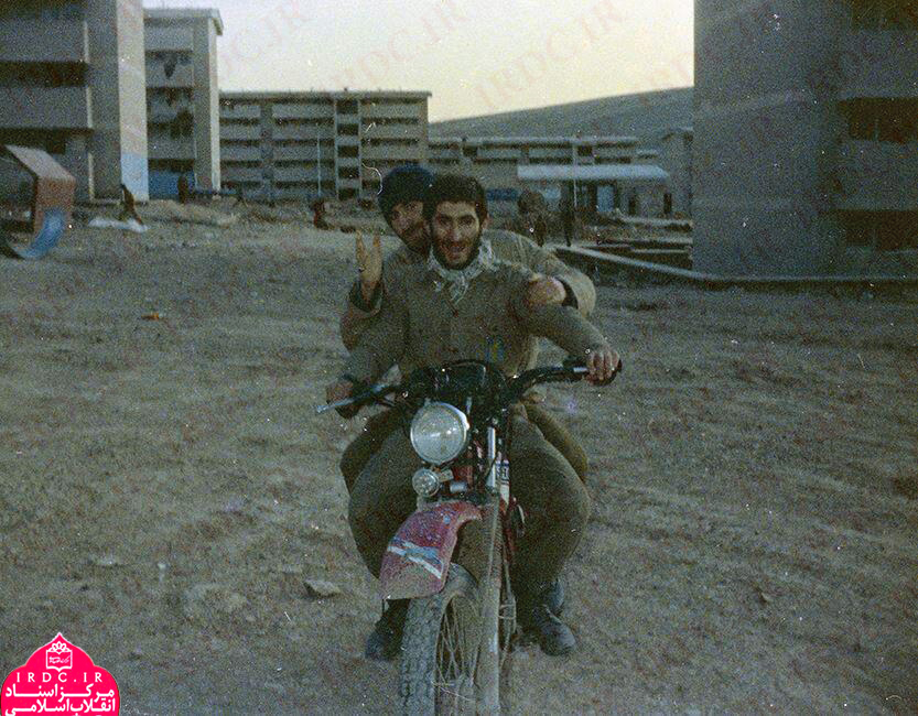 فرار از دست ساواک با روضه موسیبنجعفر(ع) فرار از دست ساواک با روضه موسیبنجعفر(ع)