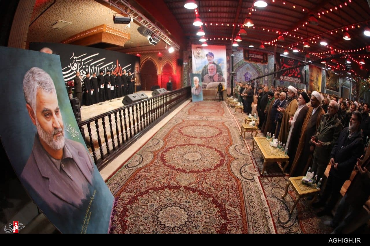 حاج میثم مطیعی در جمع مداحان فارس، ترک و عرب زبان