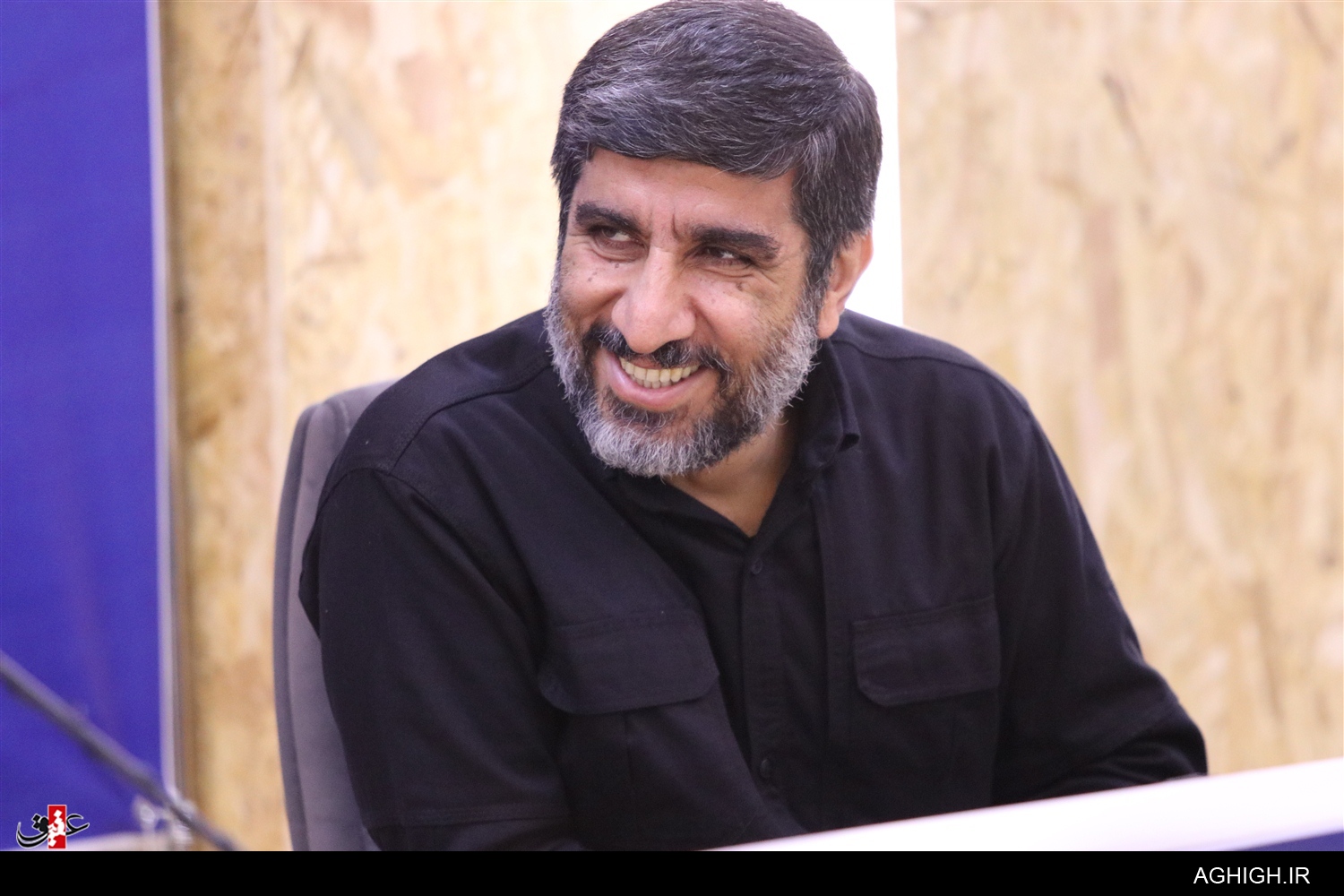 امروز جمع گسترده مداحان جوان باید تبديل به جماعت شوند. امروز جمع گسترده مداحان جوان باید تبديل به جماعت شوند.