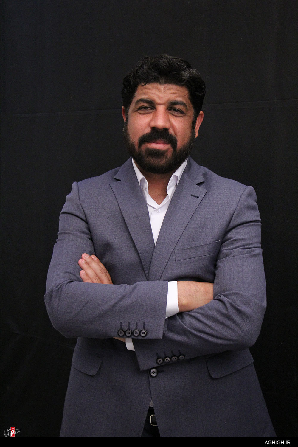 یک شهید برایمان حسینیه ساخت / هیئت باید در تمام سال باز باشد / مدیون پدرم هستم