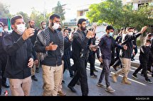 روضه خوانی سید رضا نریمانی در کوچه های اصفهان