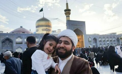 همچون نامش که «حسین» بود، حسینی شد و رفت