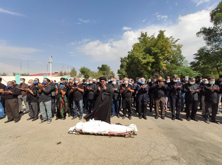 مداحی که سر مزار خودش روضه خواند