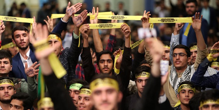 چگونه جوان محبوب پیامبر رحمت و مهربانی شویم؟