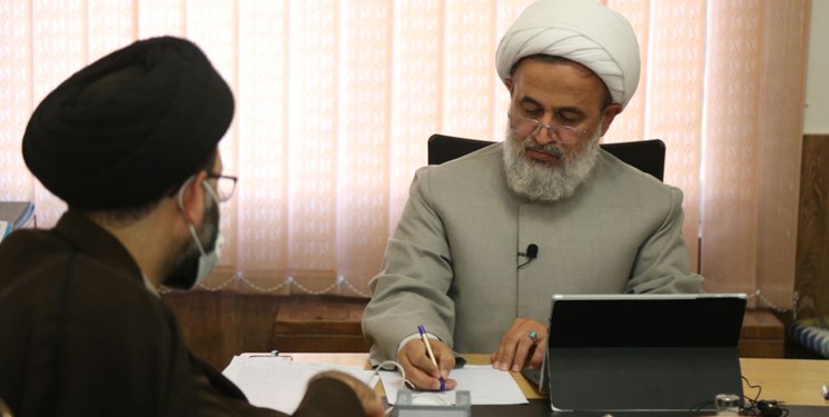 پناهیان: بازتعریف هویت امامان جماعت ضروری است