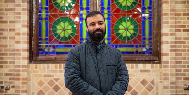 رضا هلالی با هدایای تولدش ۳۰ زندانی را آزاد کرد