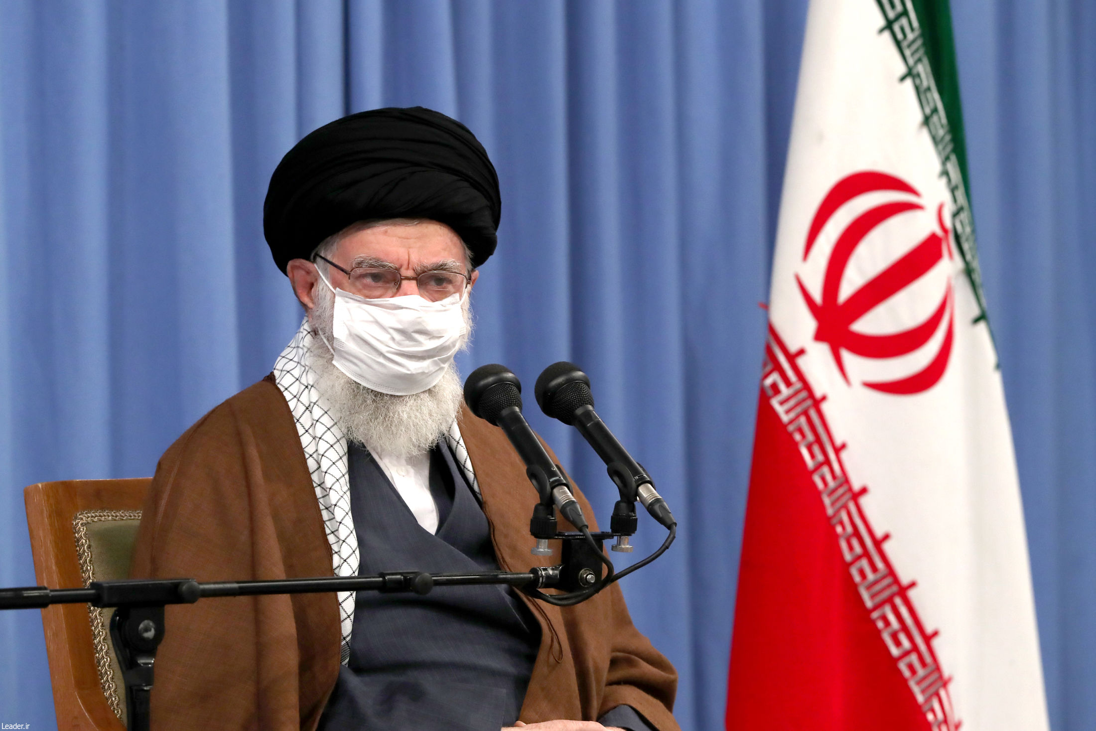 دعا، توسل و استغفار برای دفع بلا معجزه میکند دعا، توسل و استغفار برای دفع بلا معجزه میکند