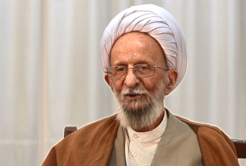 اطلاعیه جدید دفتر آیت الله مصباح یزدی در خصوص بیماری ایشان