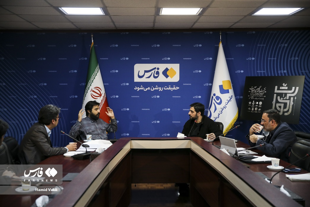 اصل کار ما در هیأت احیای شعائر است نه خواندن شعر جدید/ مداحان و هیأتیها از نقد فرار نکنند اصل کار ما در هیأت احیای شعائر است نه خواندن شعر جدید/ مداحان و هیأتیها از نقد فرار نکنند