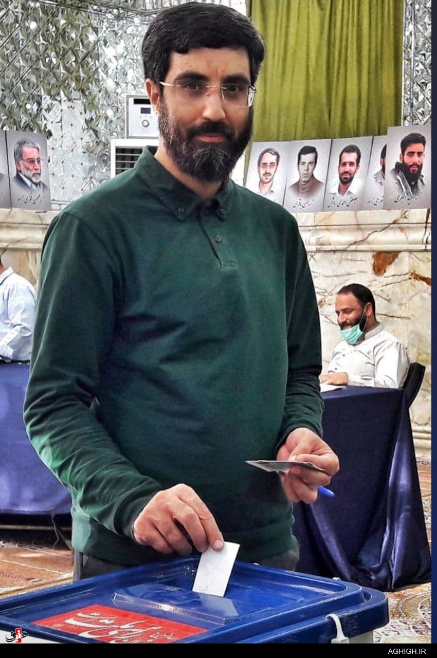 سیدرضا نریمانی پای صندوق رای حضور مداحان و سخنرانان پای صندوق رأی+تصاویر