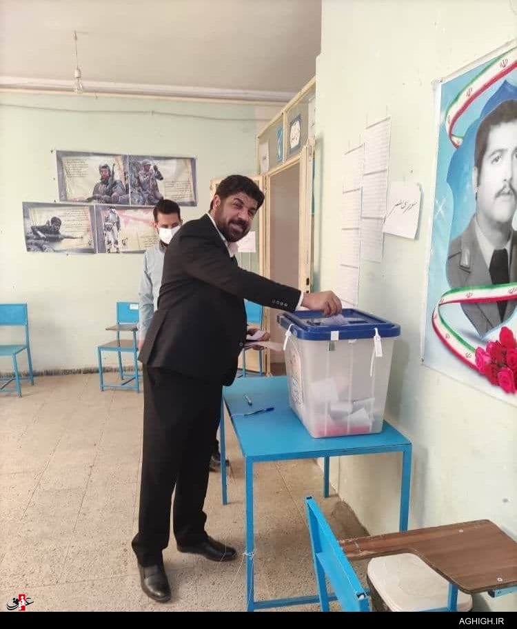 حضور مداحان و سخنرانان پای صندوق رأی+تصاویر حضور مداحان و سخنرانان پای صندوق رأی+تصاویر