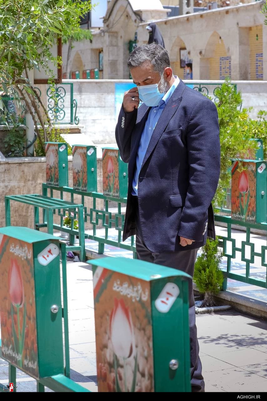 حضور مداحان و سخنرانان پای صندوق رأی+تصاویر