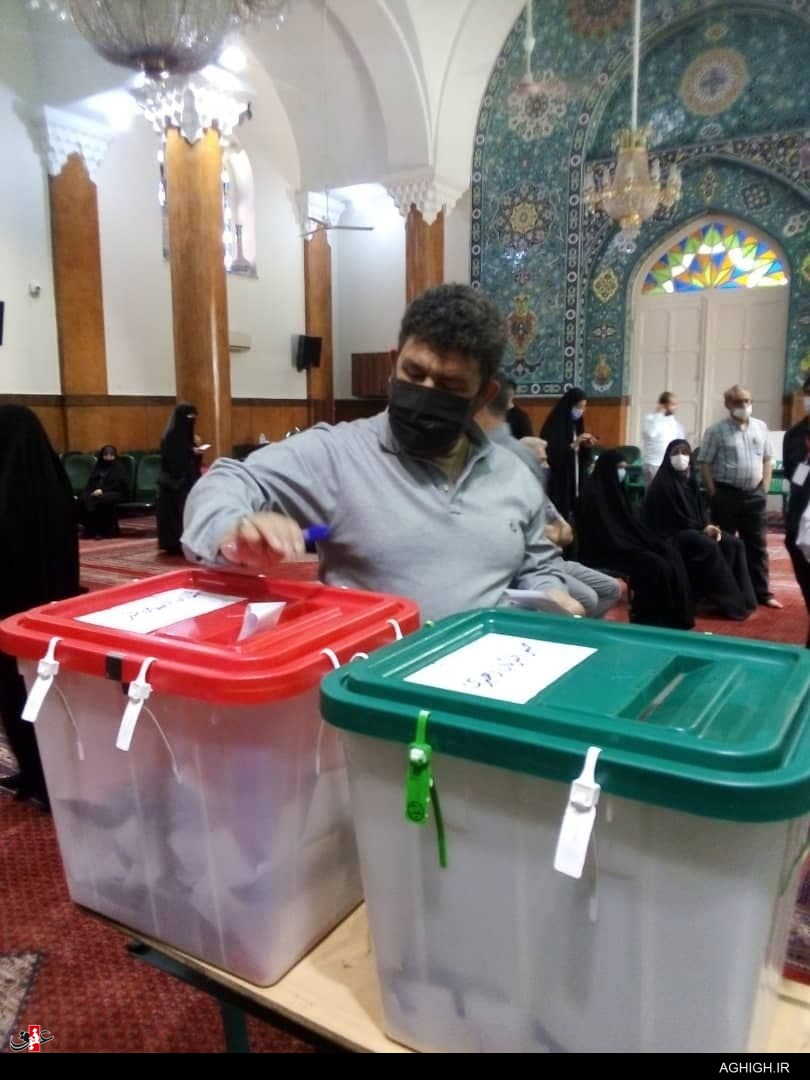 سعید حدادیان حضور مداحان و سخنرانان پای صندوق رأی+تصاویر