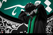 شب چهارم محرم در هیئت فدائیان حسین(ع) اصفهان