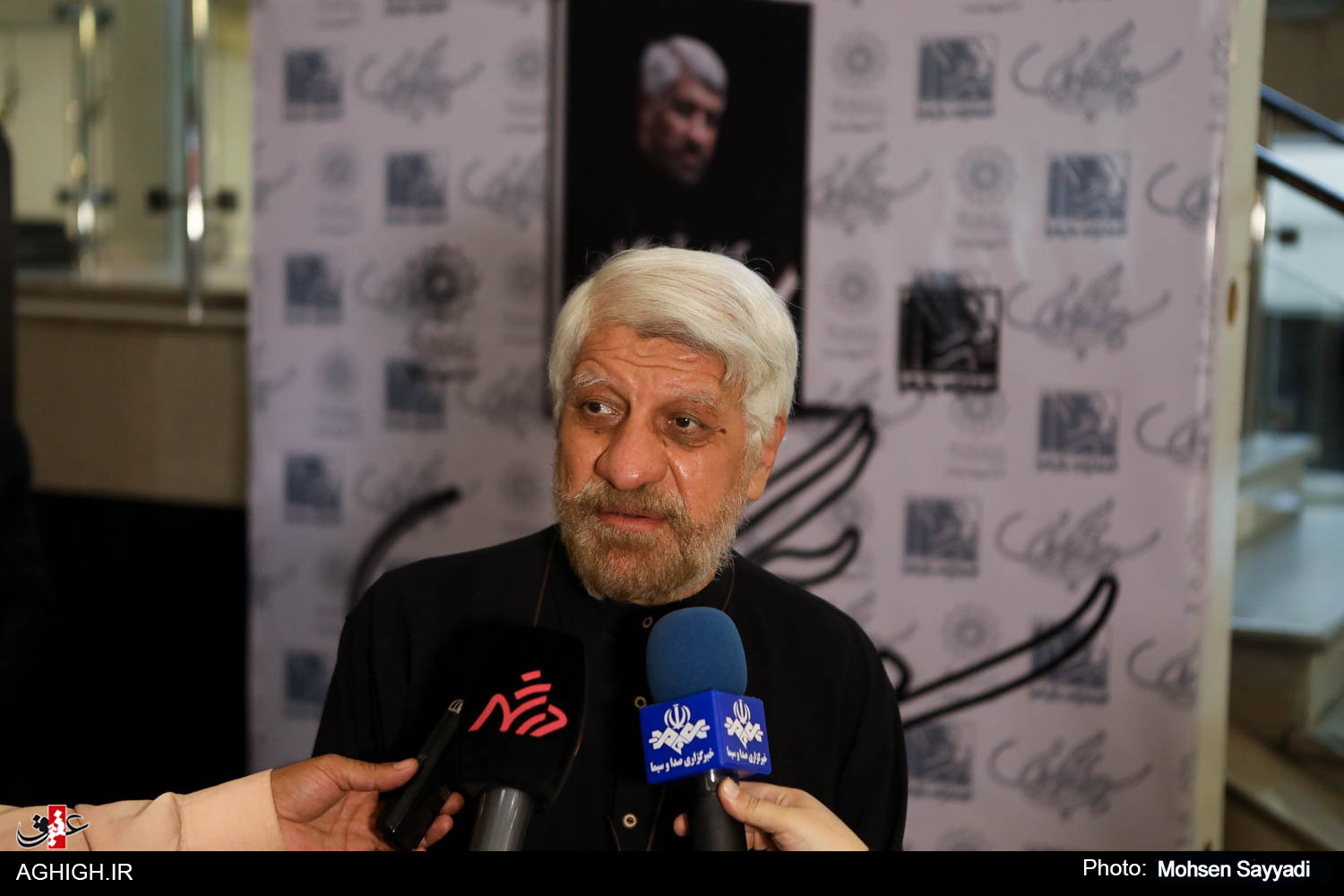 کتاب حاج صادق آهنگران رونمایی شد/تمدن سازی با مولفههای دفاع مقدس