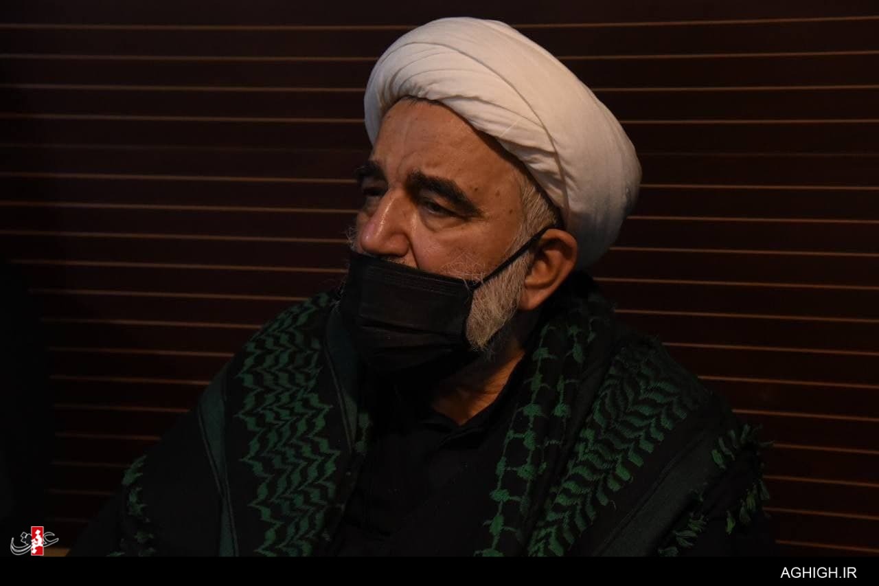 «همراهی با انقلاب اسلامی و تجلیل از مقام معظم رهبری» از ویژگی های علامه آملی بود «همراهی با انقلاب اسلامی و تجلیل از مقام معظم رهبری» از ویژگی های علامه آملی بود