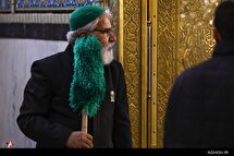 مناجات خوانی شب یازدهم ماه رمضان در حرم رضوی