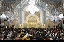 مناجات خوانی شب چهارم ماه رمضان در حرم رضوی