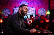 شب اول محرم در هیئت فدائیان حسین(ع) اصفهان