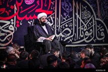 شب دوم محرم در هیئت فدائیان حسین(ع) اصفهان