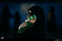 شب هفتم محرم در هیئت آئین حسینی