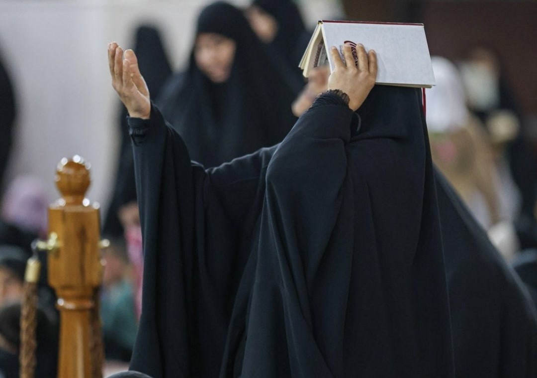 نخستین شب قدر در حرمهای عراق+عکس نخستین شب قدر در حرمهای عراق+عکس