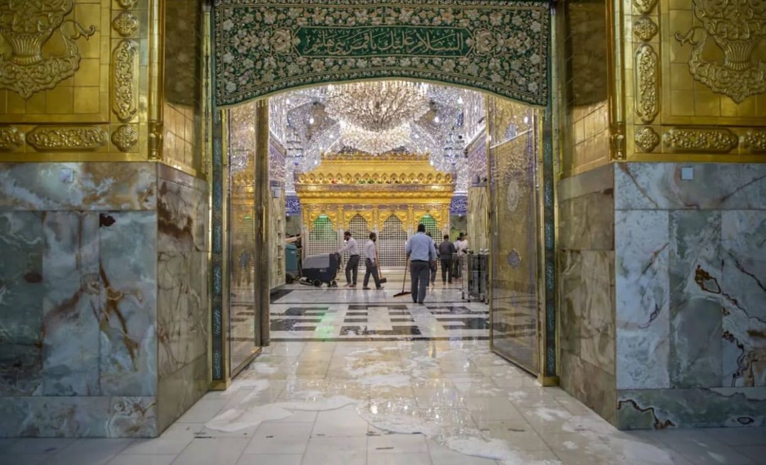 شستشوی ضریح حرم حضرت عباس(ع)