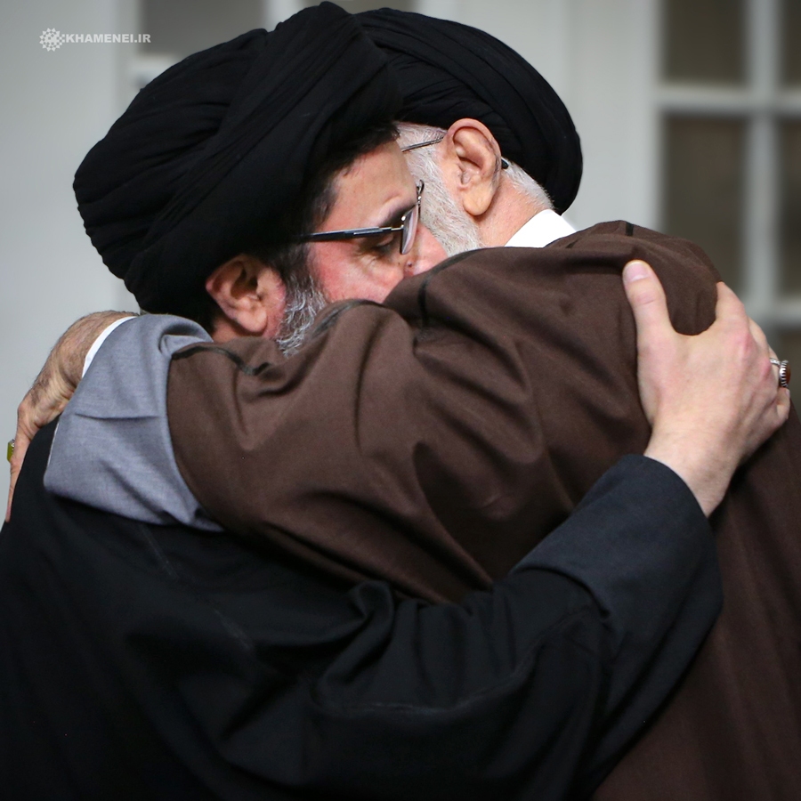 کلید هر موفقیتی در مقاومت لبنان به دست سماحةالقائد است کلید هر موفقیتی در مقاومت لبنان به دست سماحةالقائد است