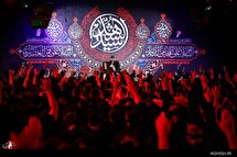 شب چهارم محرم در هیئت فدائیان حسین(ع) اصفهان