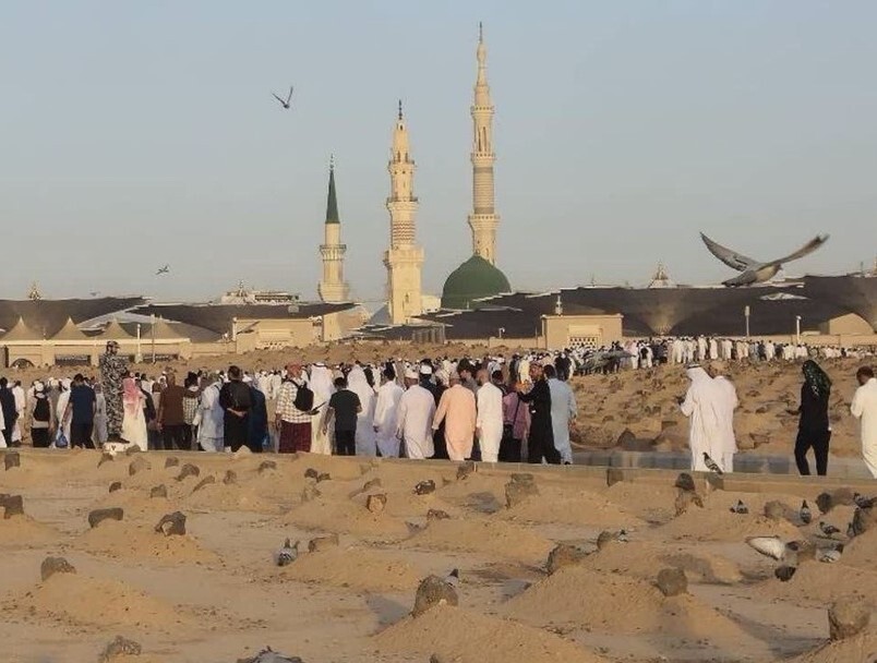 زائران ایرانی در بقیع +عکس زائران ایرانی در بقیع +عکس