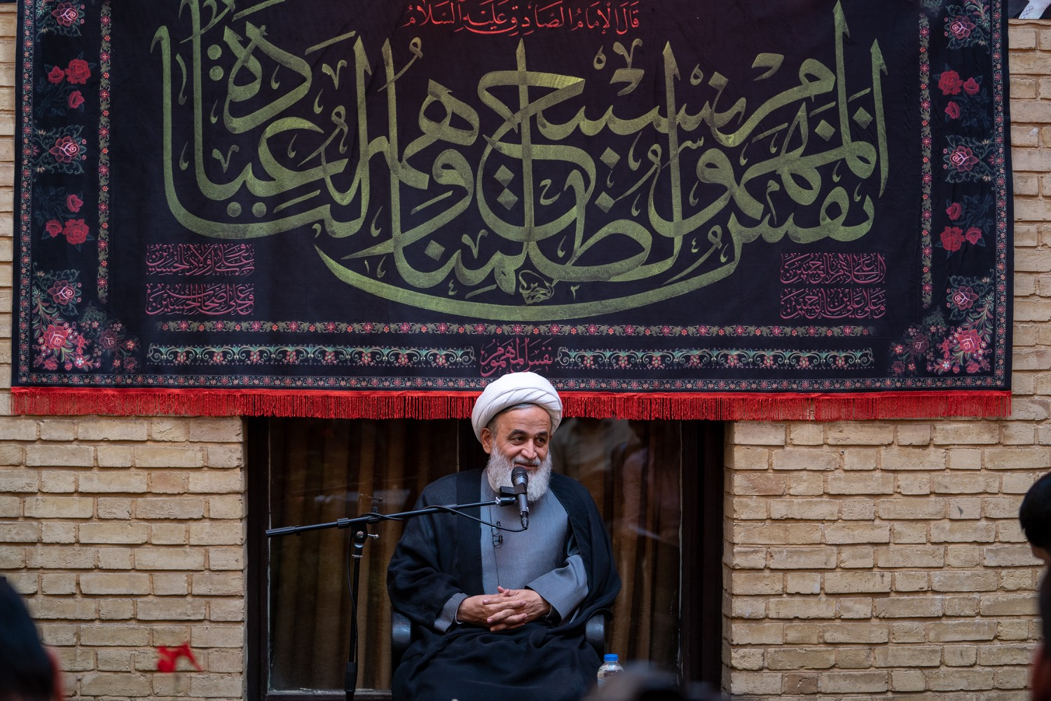 شاخصههای شعر آیینی در بیان حاج علی انسانی/ نقش مداحان در تمدنسازی شاخصههای شعر آیینی در بیان حاج علی انسانی/ نقش مداحان در تمدنسازی