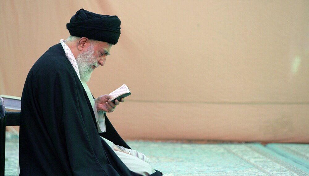 رهبر انقلاب چه زمانی به زیارت مسجد جمکران مشرف میشوند؟ رهبر انقلاب چه زمانی به زیارت مسجد جمکران مشرف میشوند؟