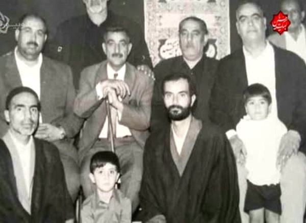 پیر غلامی که خودش خبر فوتش را به مردم داد!