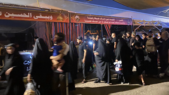 پذیرایی بی‌وقفه موکب‌های اربعین در خاموشی کربلا
