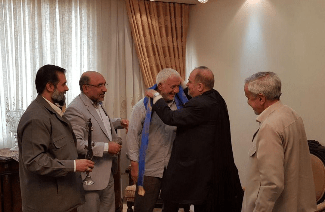 مداحی که ۶۵ سال با وضو روی منبر روضه خواند